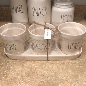 Rae Dunn flower pots